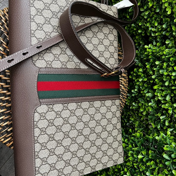 New Gucci Supreme Padlock Web Messenger Crossbody Business Bag - Picture 2 of 11